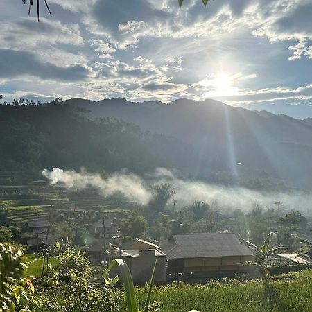 Zoni Home Tram Tau Cham Ta Lao Bagian luar foto