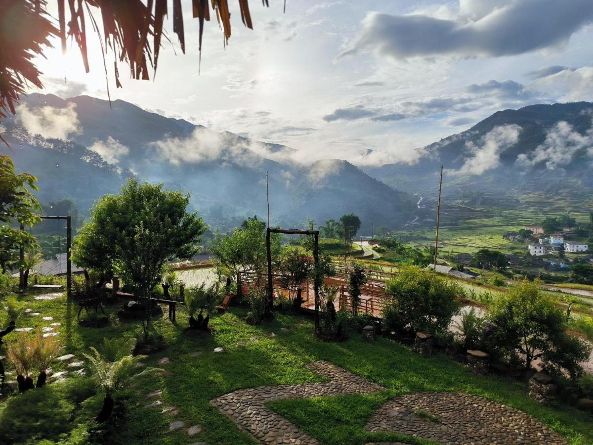 Zoni Home Tram Tau Cham Ta Lao Bagian luar foto