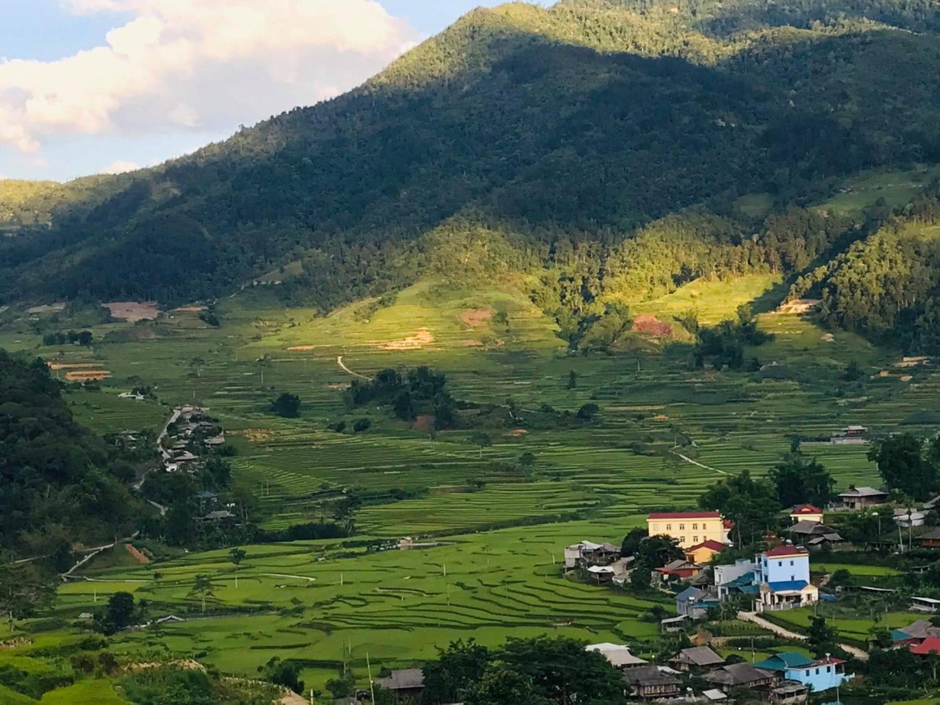 Zoni Home Tram Tau Cham Ta Lao Bagian luar foto
