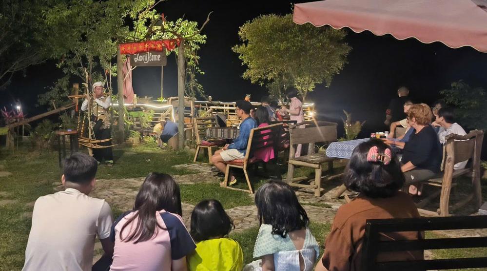 Zoni Home Tram Tau Cham Ta Lao Bagian luar foto